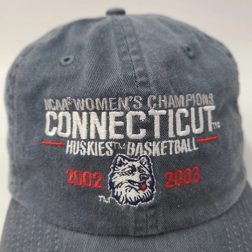 Vintage UConn Huskies Hat NCAA 2002 2003 Womens Basketball National Champions‎